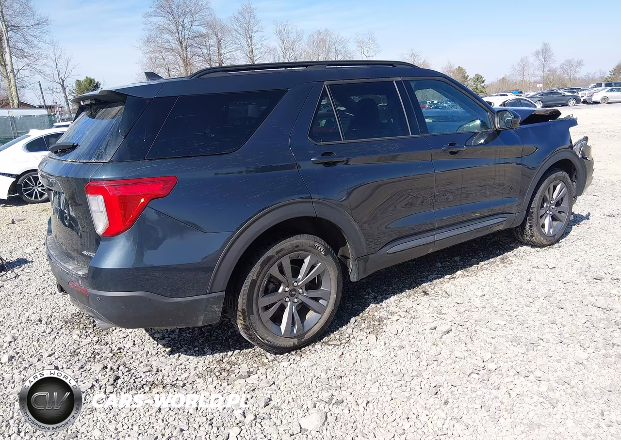 2022 Ford Explorer Xlt VIN:1FMSK8DH0NGC28687 - 4