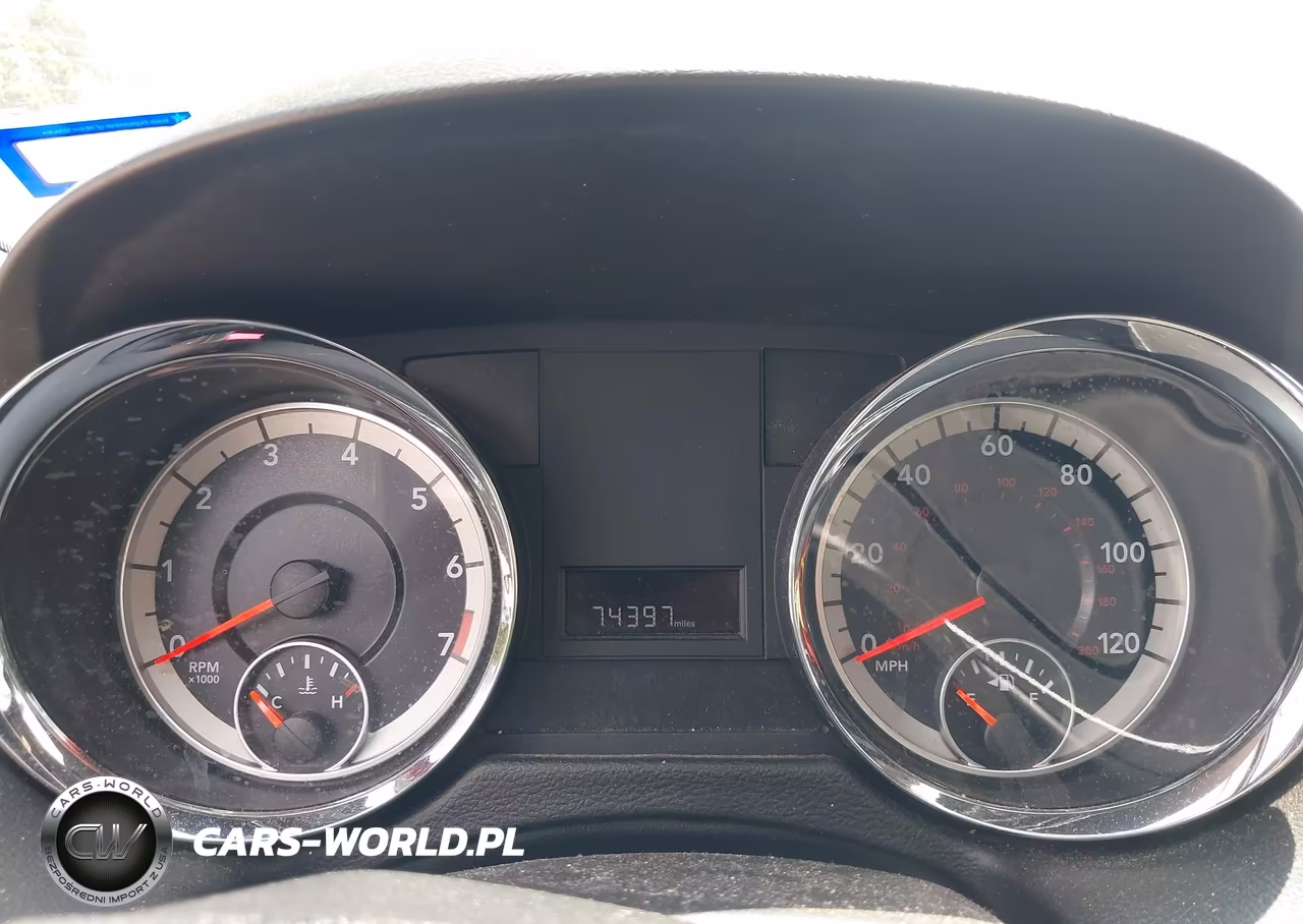 2018 Dodge Grand Caravan Sxt VIN:2C4RDGCG1JR300215 - 7