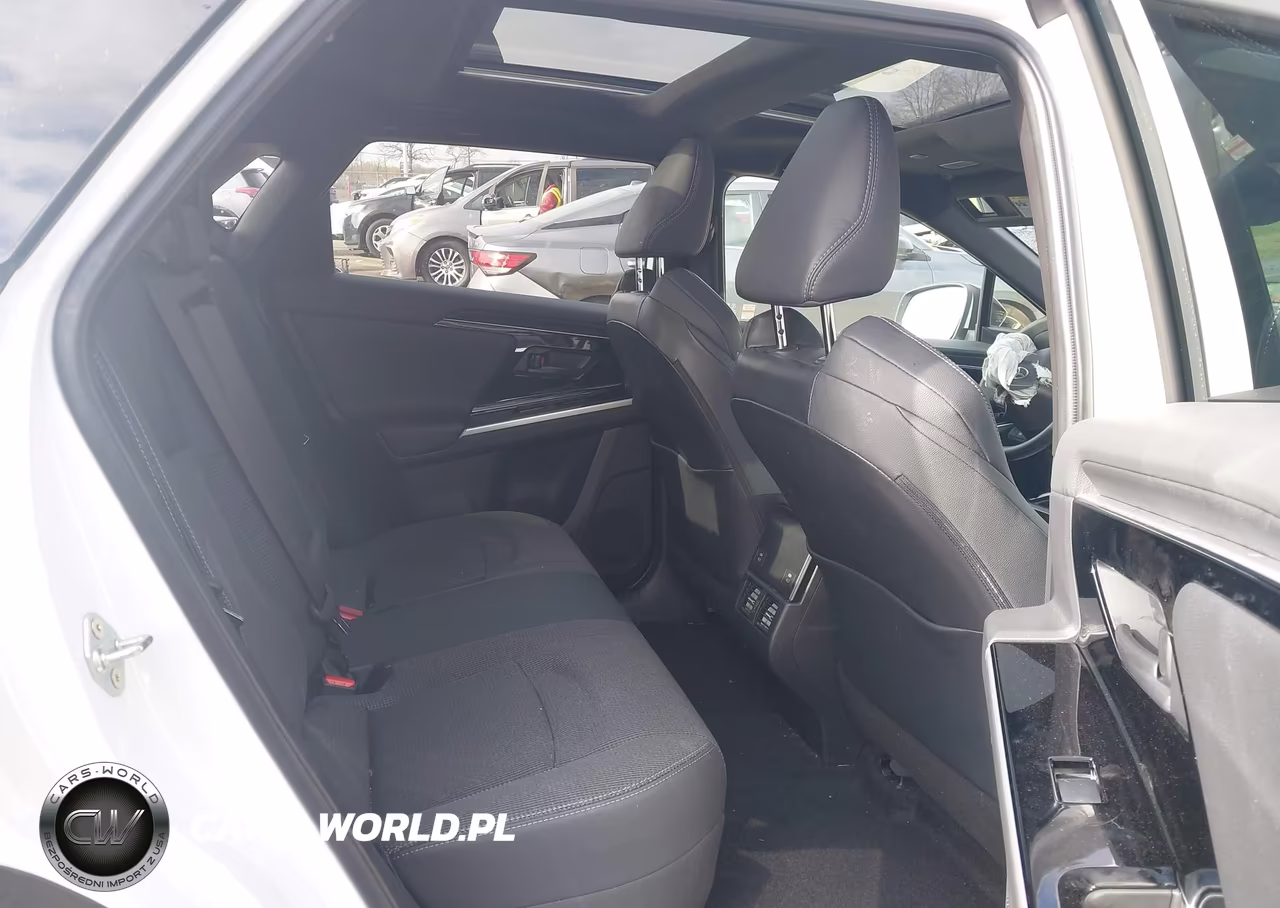 2025 Toyota Bz4X Xle VIN:JTMAAAAA5SA068676 - 8