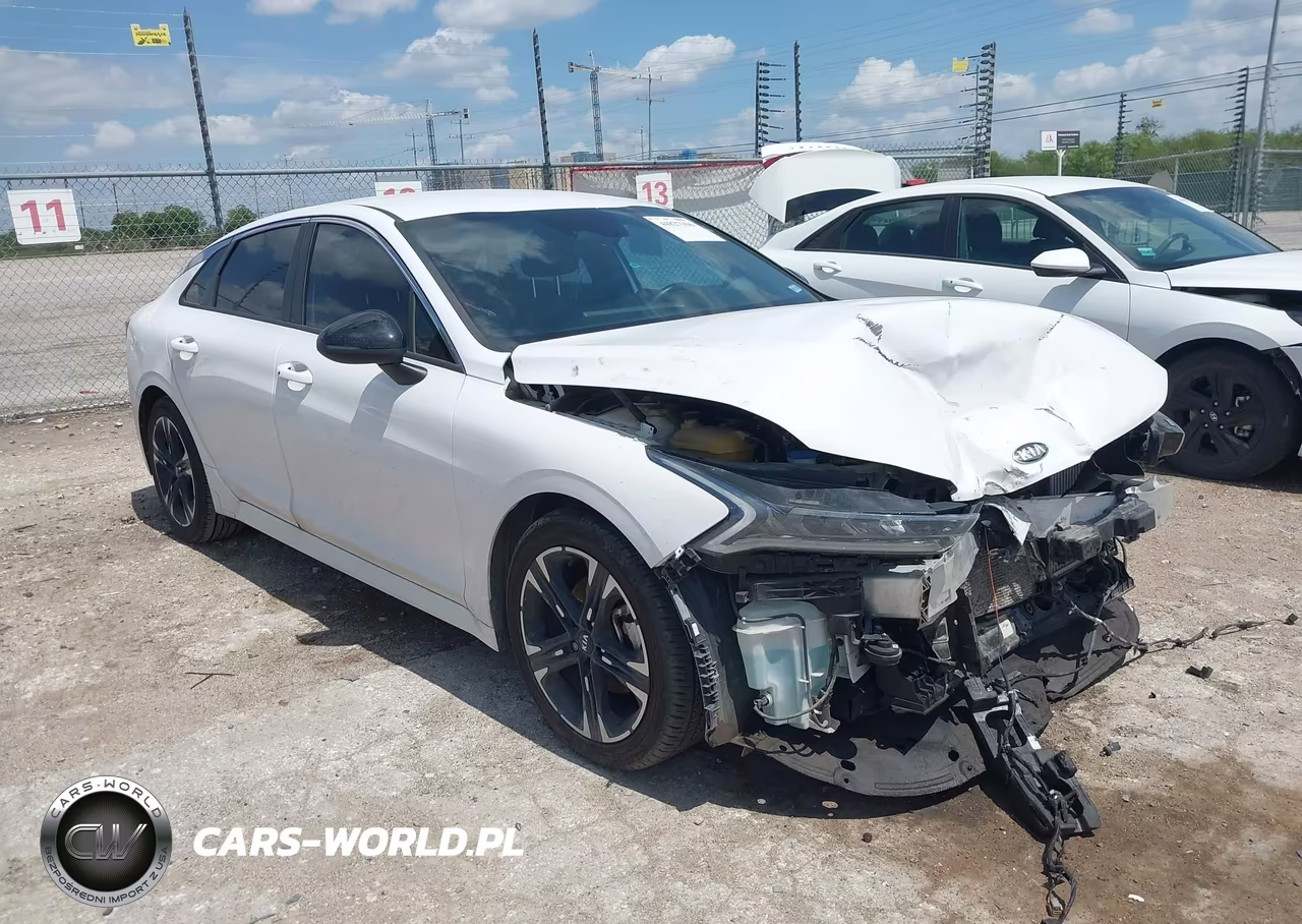 2021 Kia K5 Gt-Line – zdjęcie 1 z 17