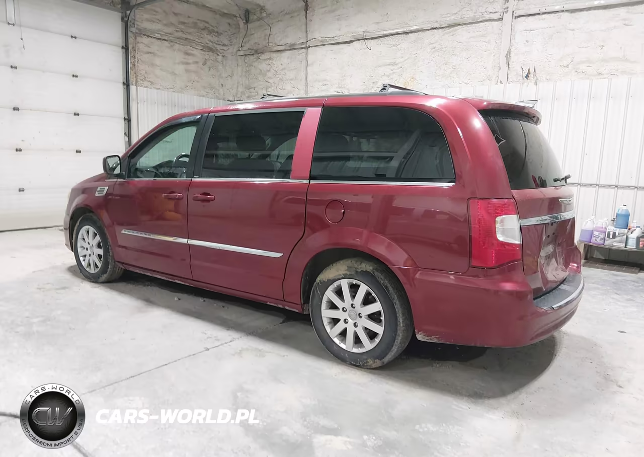 2013 Chrysler Town & Country Touring VIN:2C4RC1BG8DR677758 - 3