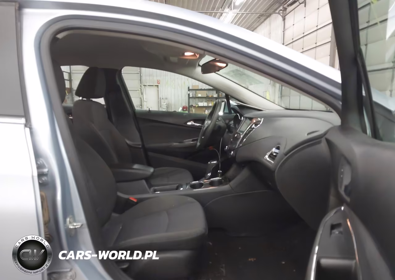 2018 Chevrolet Cruze Lt Auto VIN:1G1BE5SM4J7136592 - 5