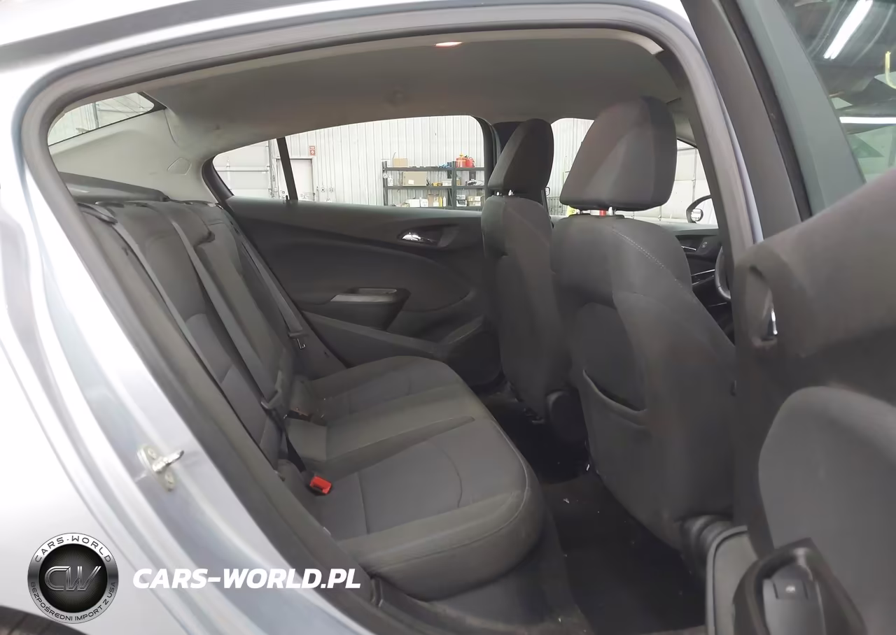 2018 Chevrolet Cruze Lt Auto VIN:1G1BE5SM4J7136592 - 8
