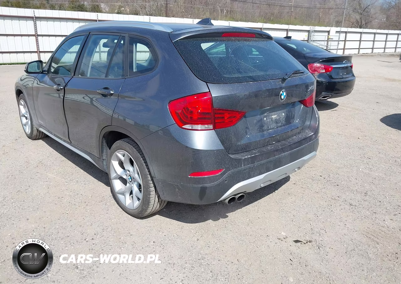 2015 BMW X1 xDrive28I VIN:WBAVL1C56FVY34874 - 3