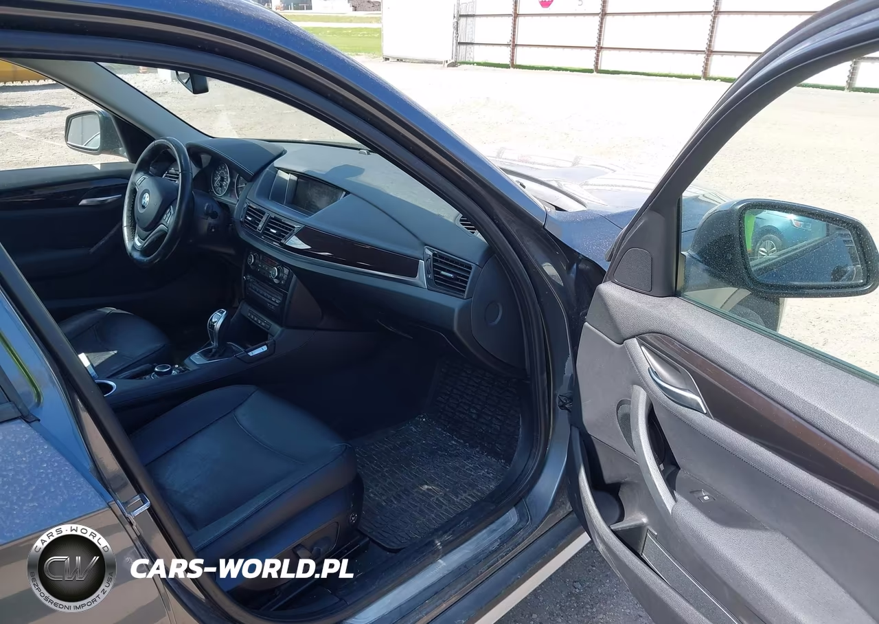 2015 BMW X1 xDrive28I VIN:WBAVL1C56FVY34874 - 5