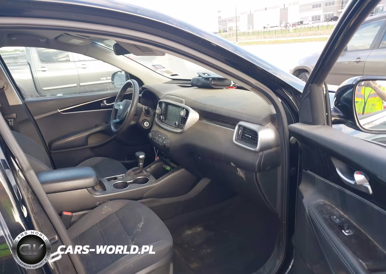 2019 Kia Sorento 2.4L L VIN:5XYPG4A39KG451337 - 5