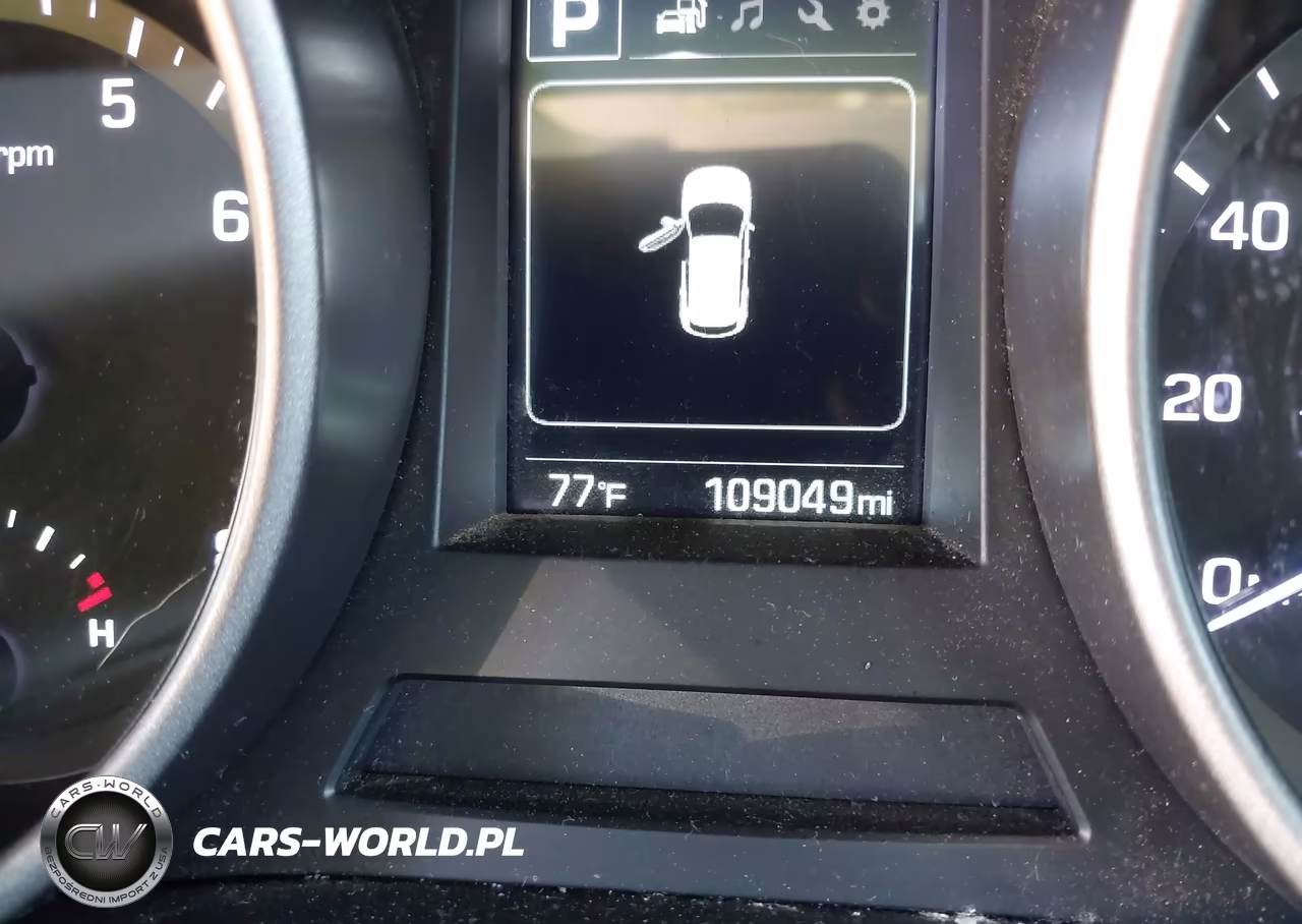 2017 Hyundai Santa Fe Sport 2.4L VIN:5XYZT3LB6HG403371 - 15