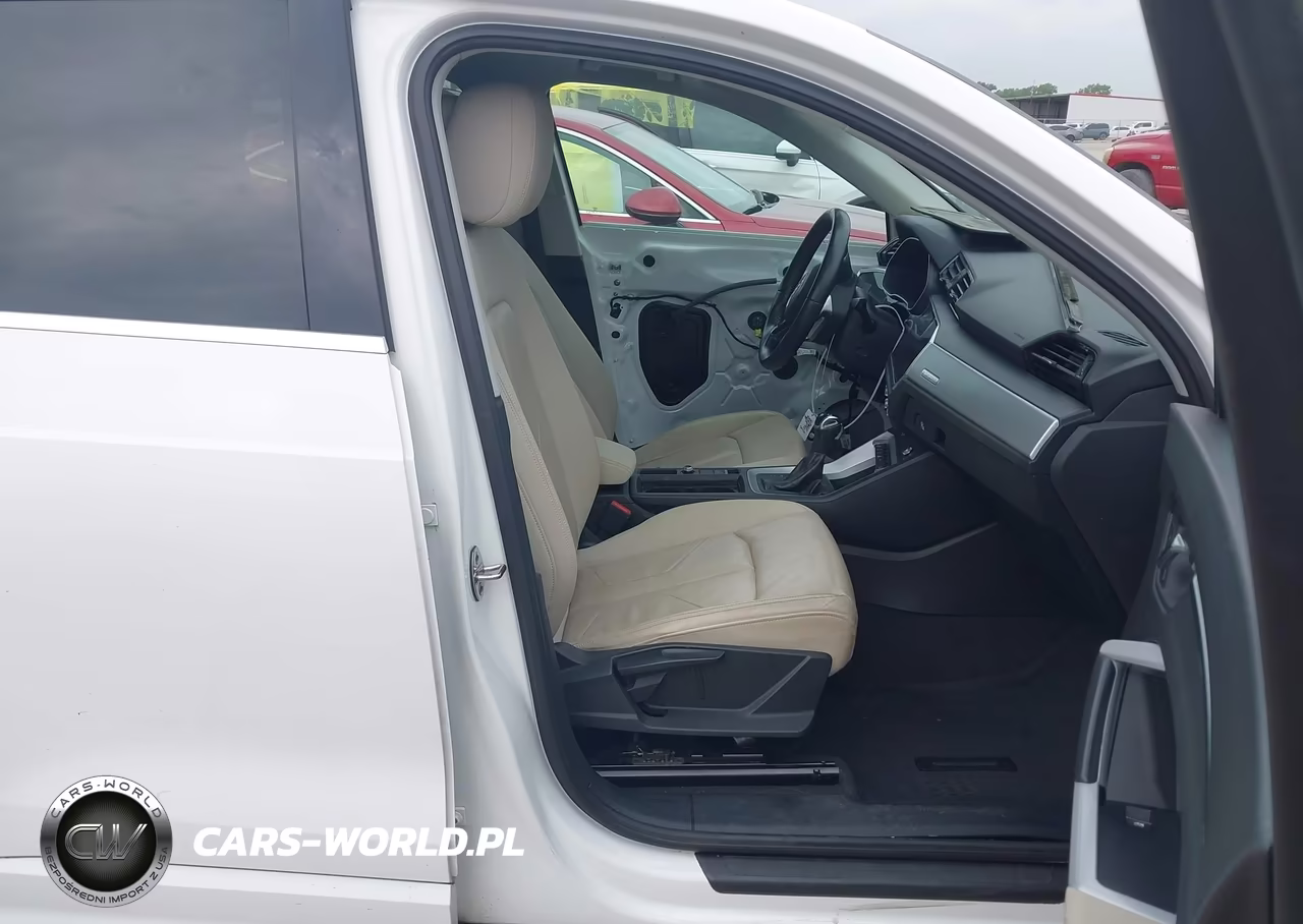 2020 Audi Q3 Premium 45 Tfsi Quattro Tiptronic VIN:WA1AECF34L1106467 - 5