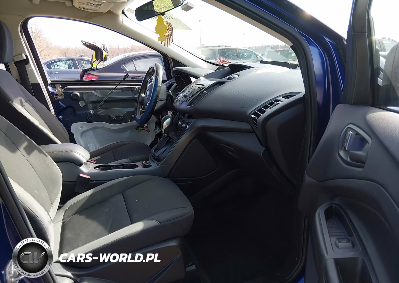 2016 Ford Escape S VIN:1FMCU0F7XGUA59108 - 5
