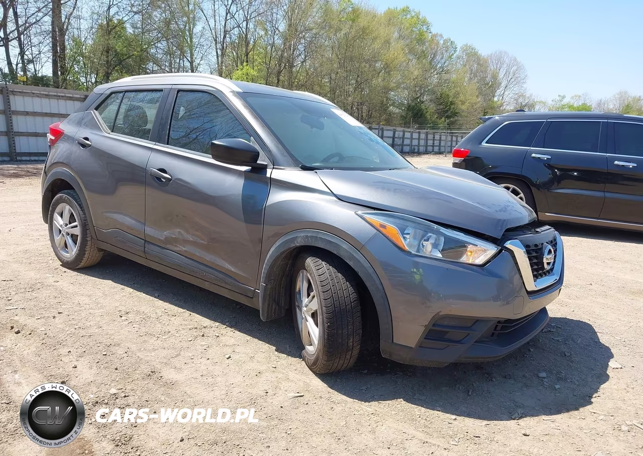 2019 Nissan Kicks S
