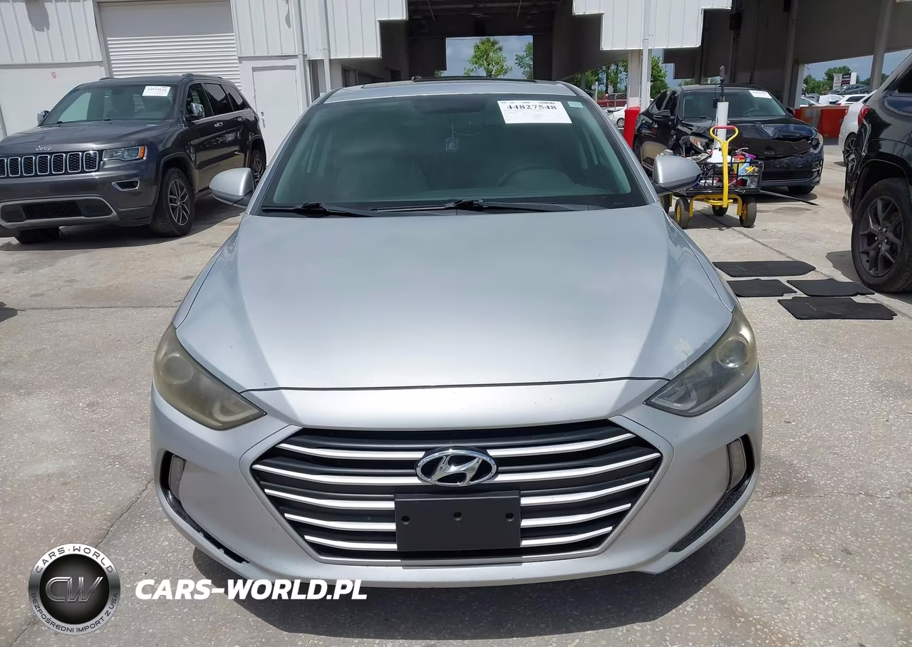 2018 Hyundai Elantra Value Edition VIN:KMHD84LF9JU577357 - 12