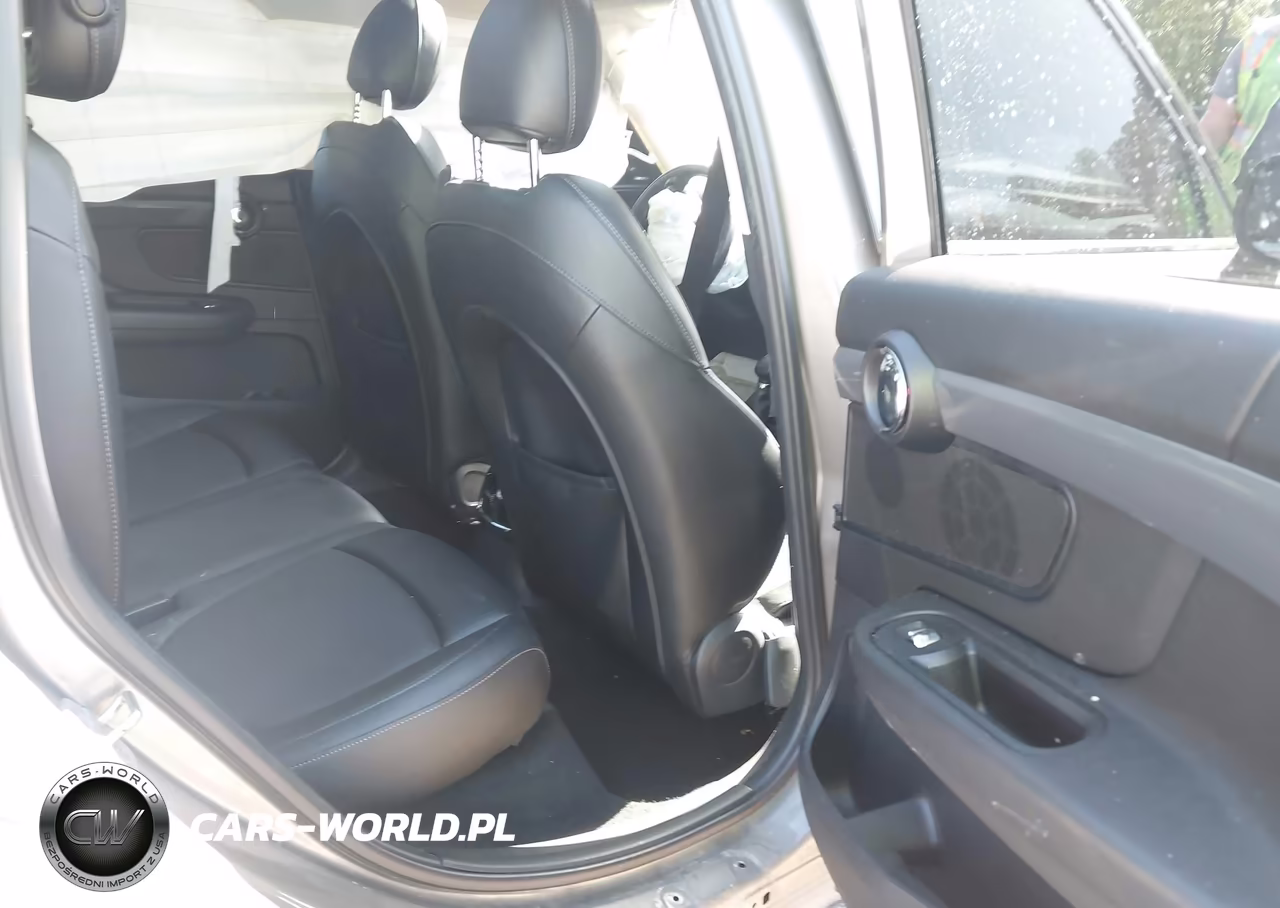 2018 Mini Countryman Cooper S VIN:WMZYT5C34J3E60195 - 8