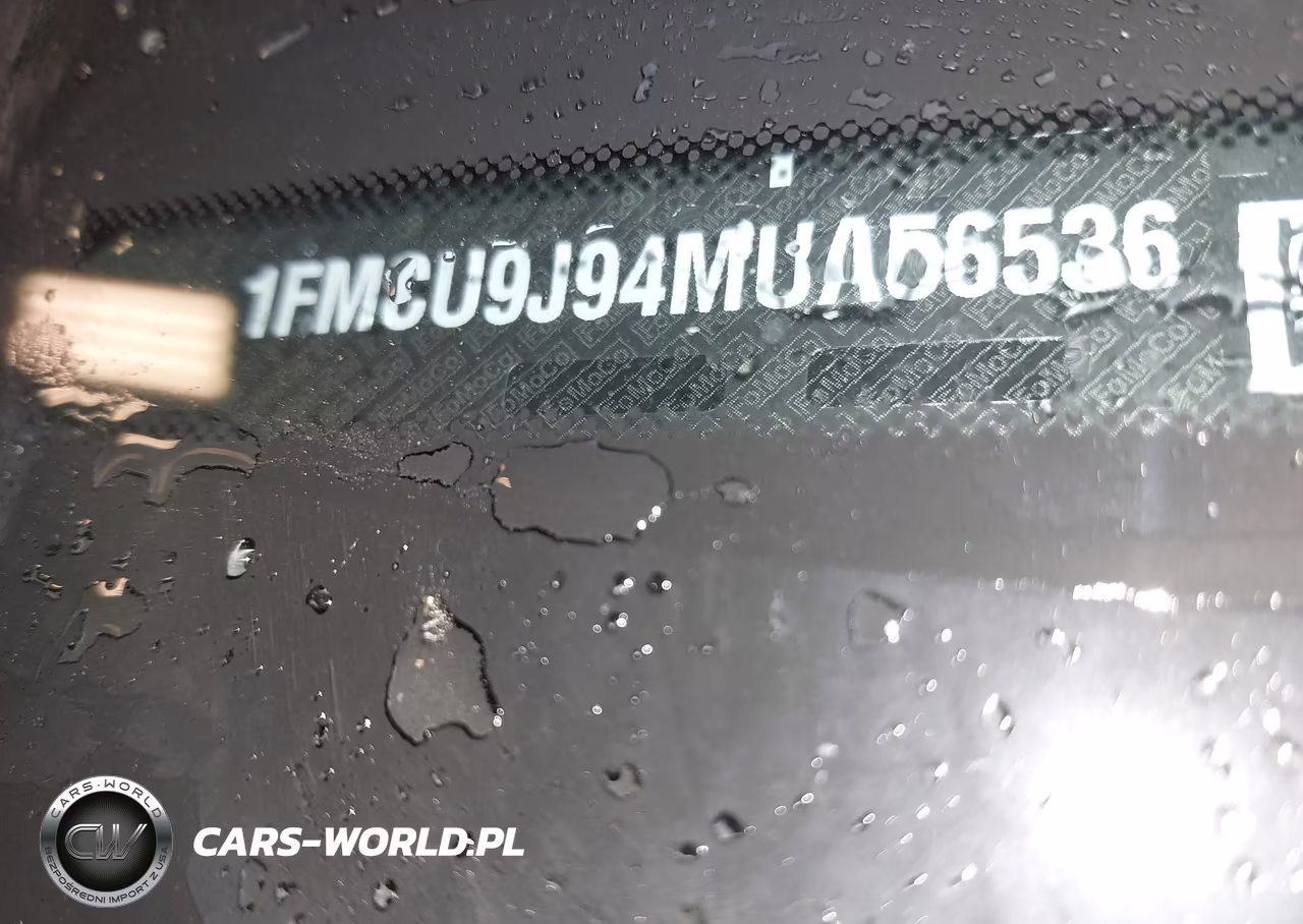2021 Ford Escape Titanium VIN:1FMCU9J94MUA56536 - 9