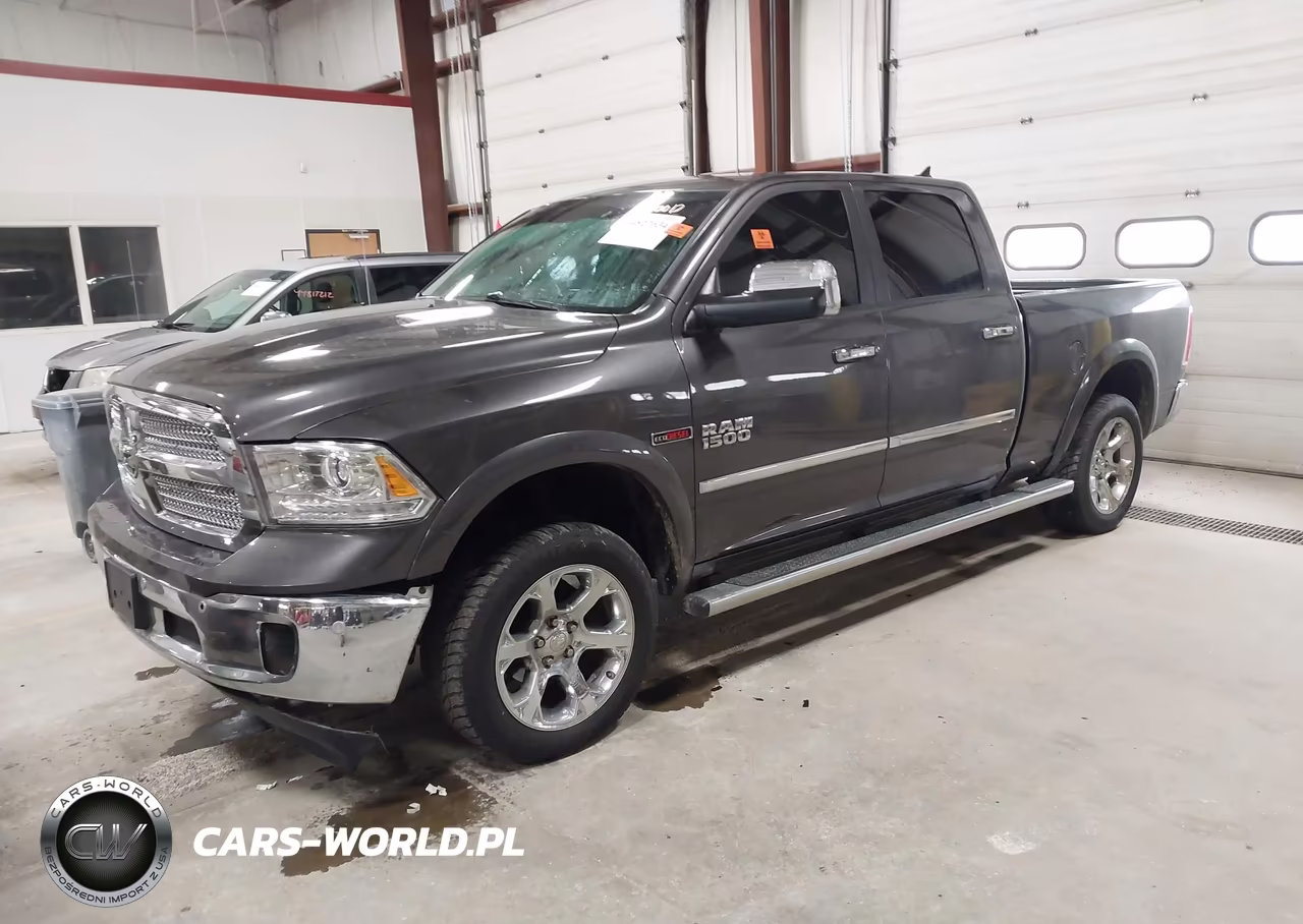 2015 Ram 1500 Laramie VIN:1C6RR7VM2FS578879 - 2