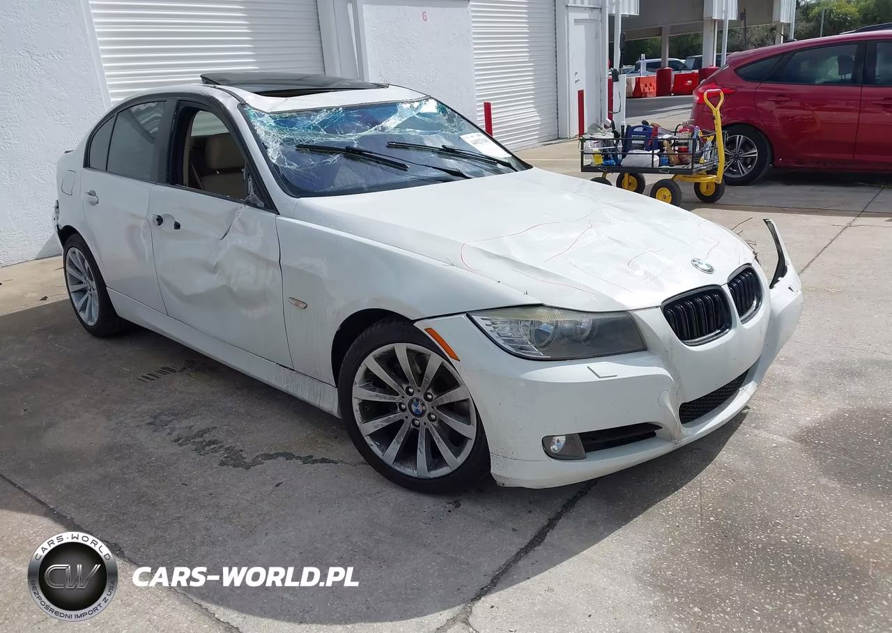 2011 BMW 328I – zdjęcie 1 z 16