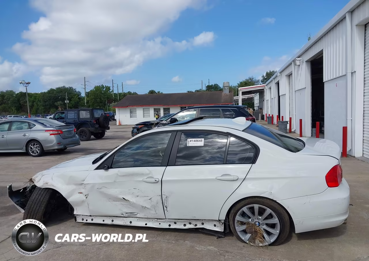 2011 BMW 328I VIN:WBAPH5G51BNM72572 - 14