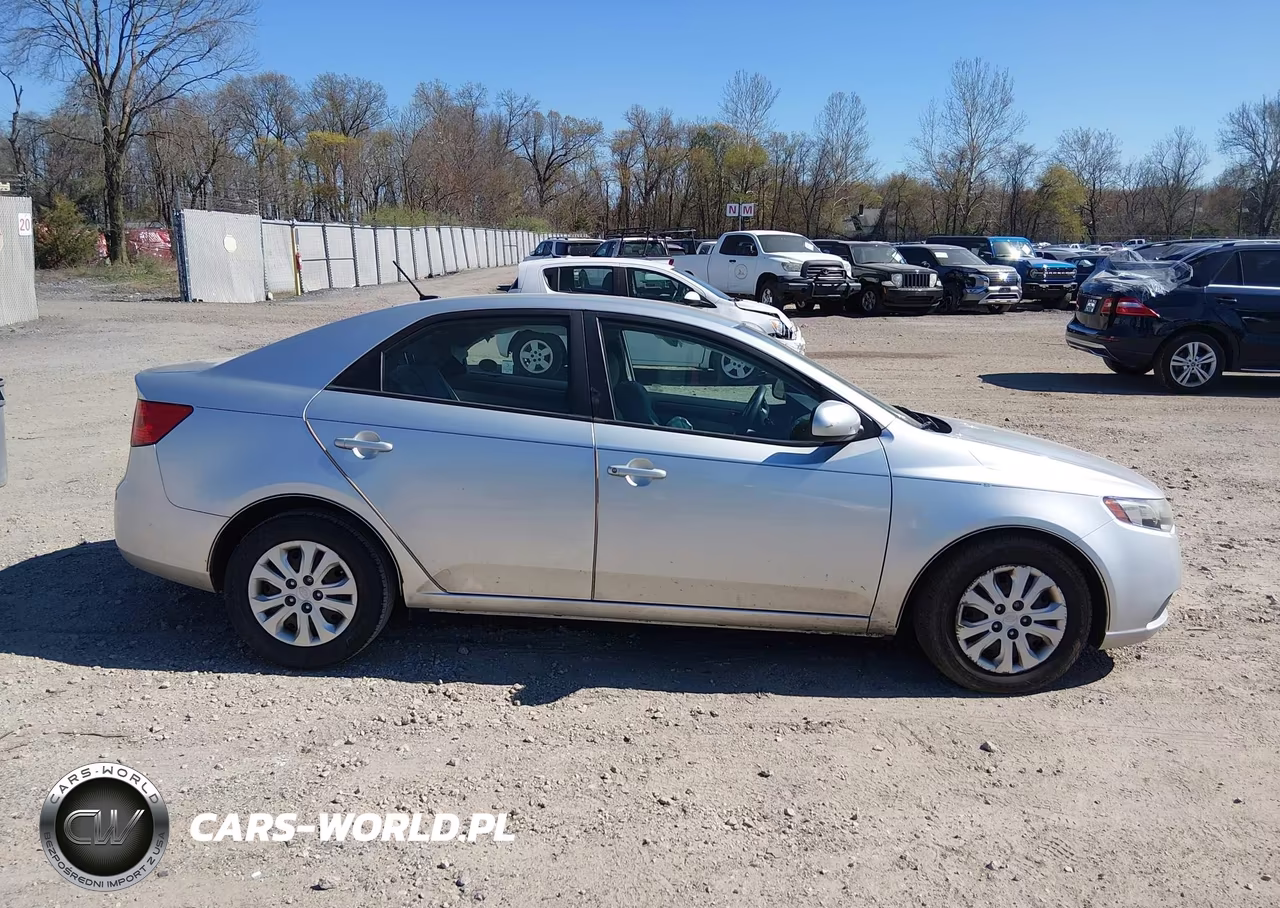 2013 Kia Forte Lx VIN:KNAFT4A28D5723724 - 12