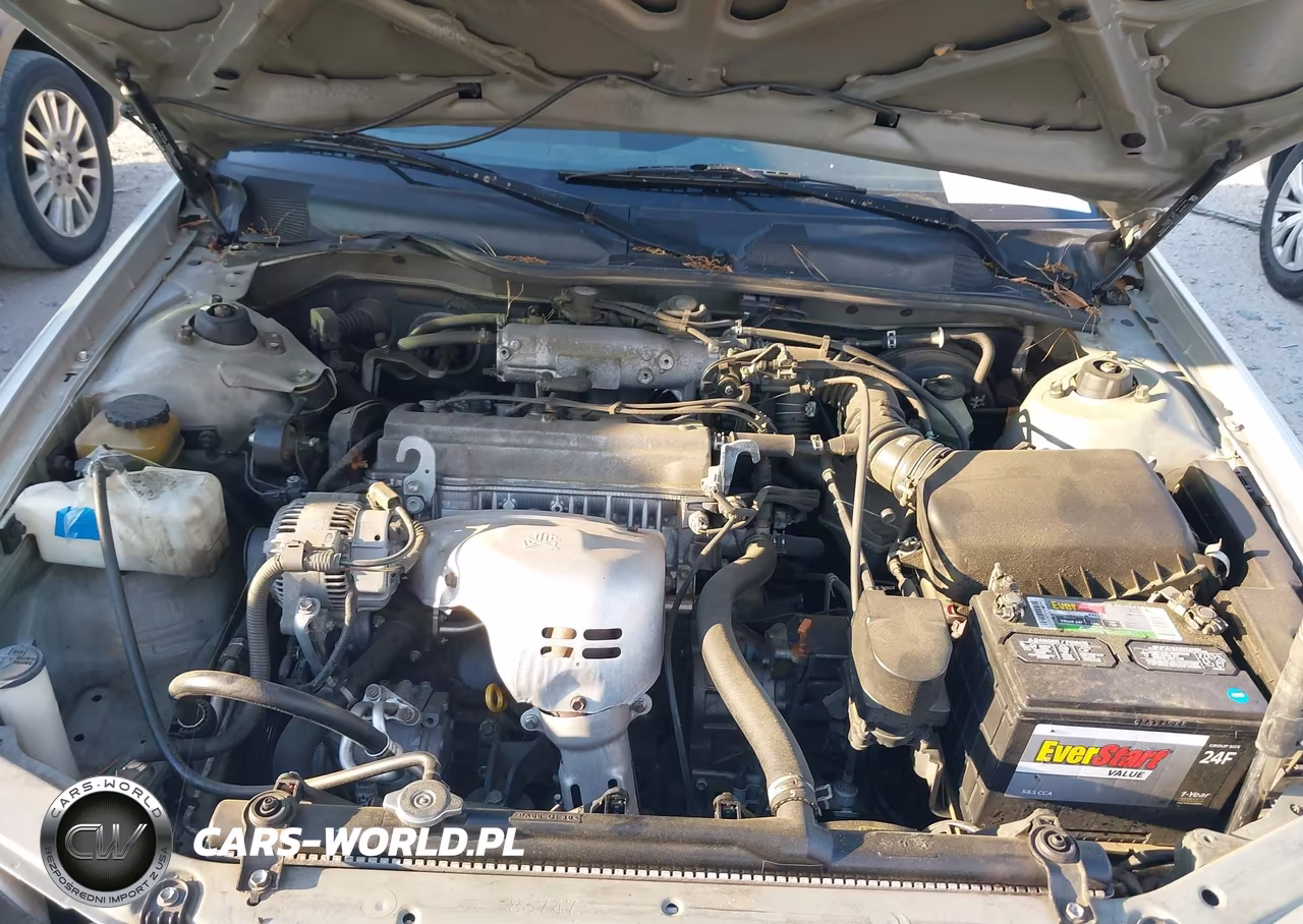 2000 Toyota Camry Le VIN:JT2BG22K0Y0393534 - 10