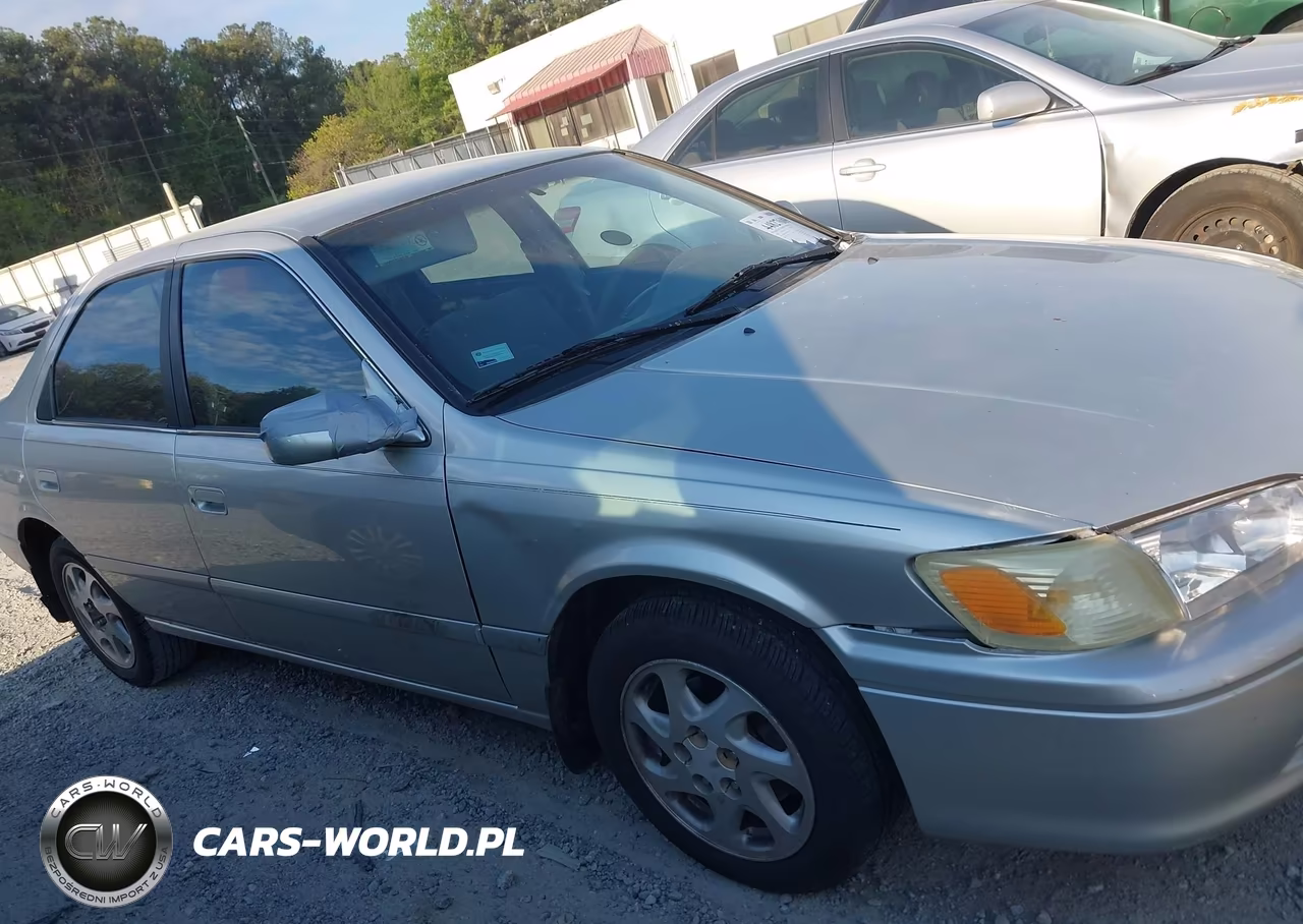 2000 Toyota Camry Le VIN:JT2BG22K0Y0393534 - 13