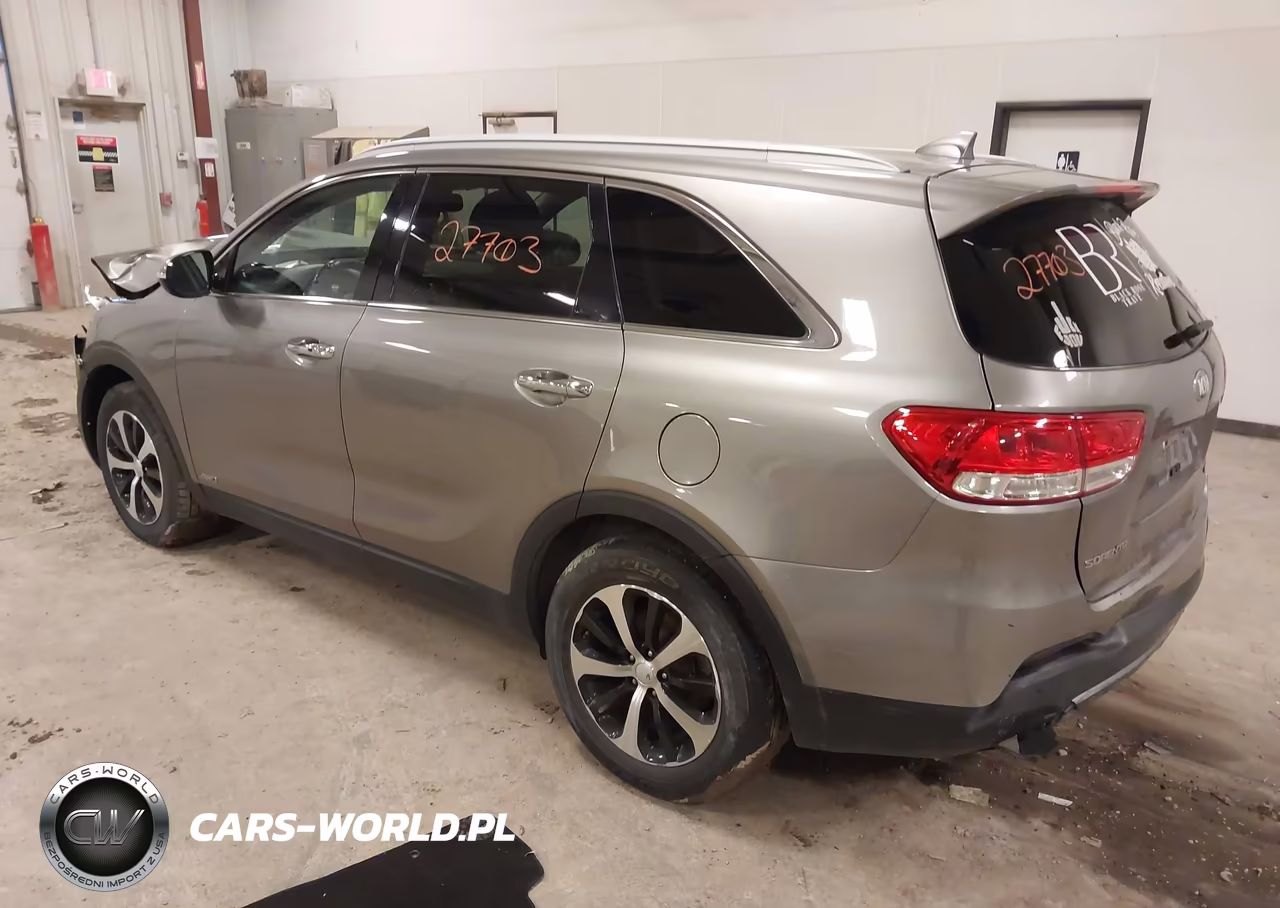 2018 Kia Sorento 2.0T Ex VIN:5XYPHDA10JG360175 - 3