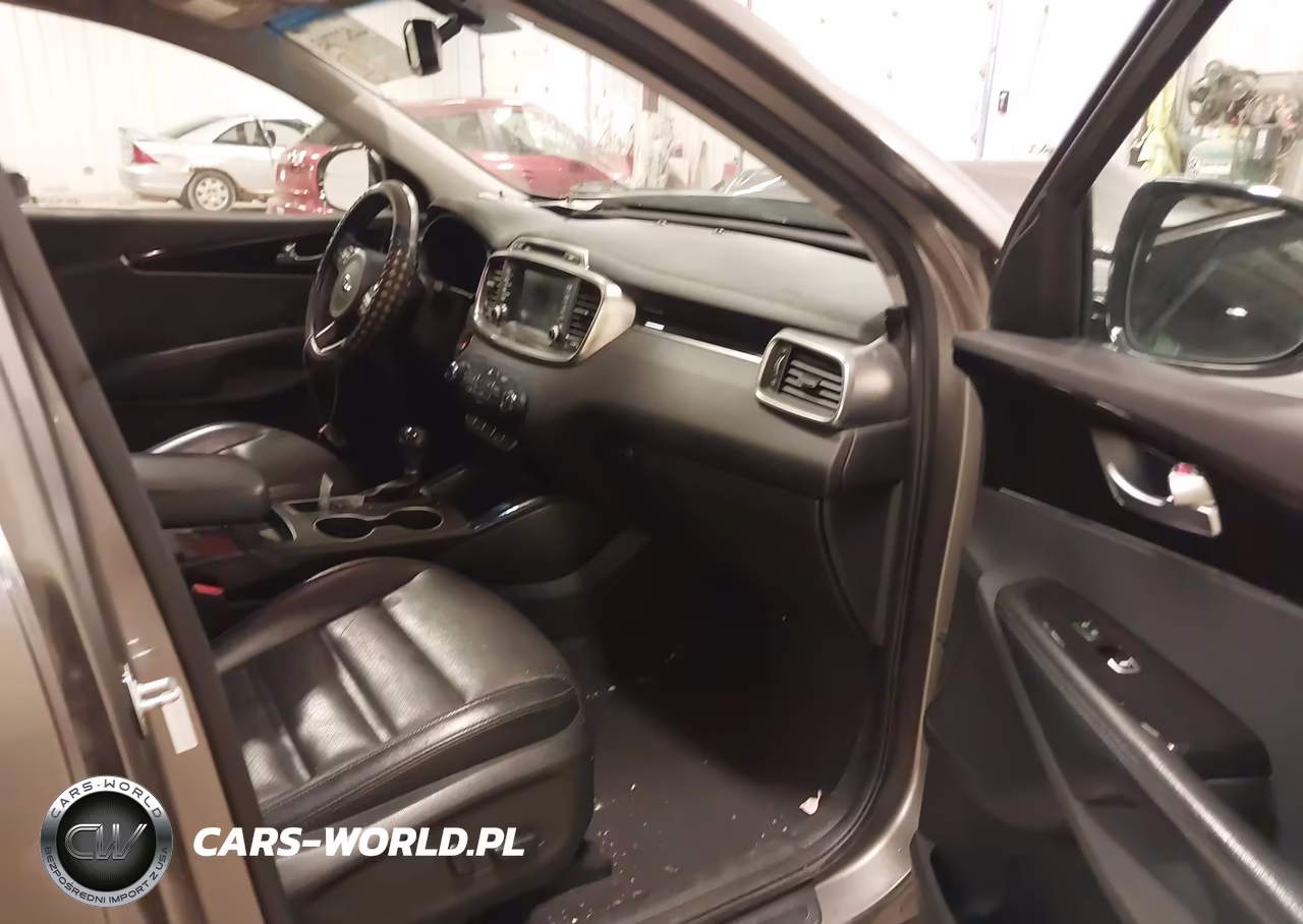 2018 Kia Sorento 2.0T Ex VIN:5XYPHDA10JG360175 - 5