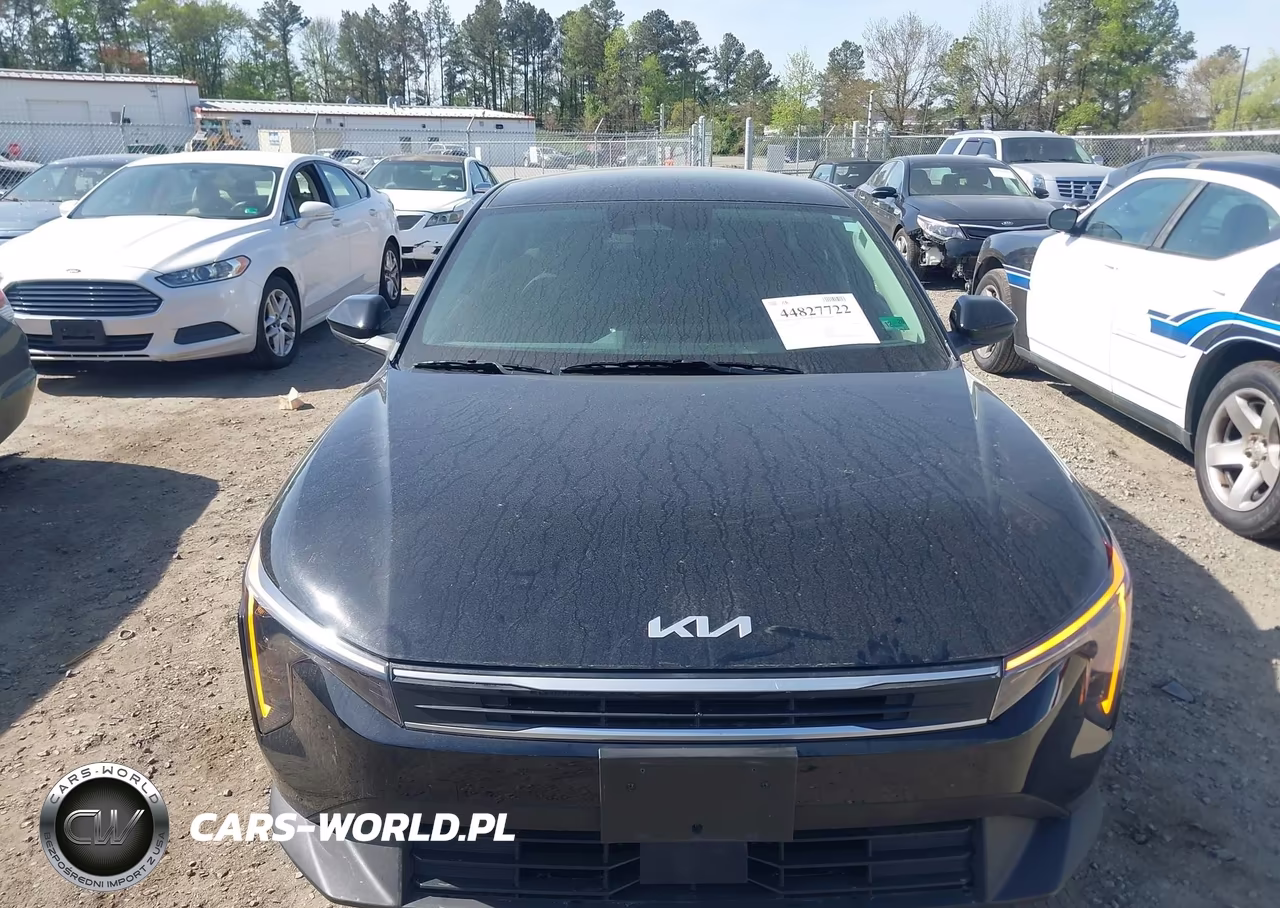 2025 Kia K4 Lxs VIN:3KPFT4DE6SE024683 - 13