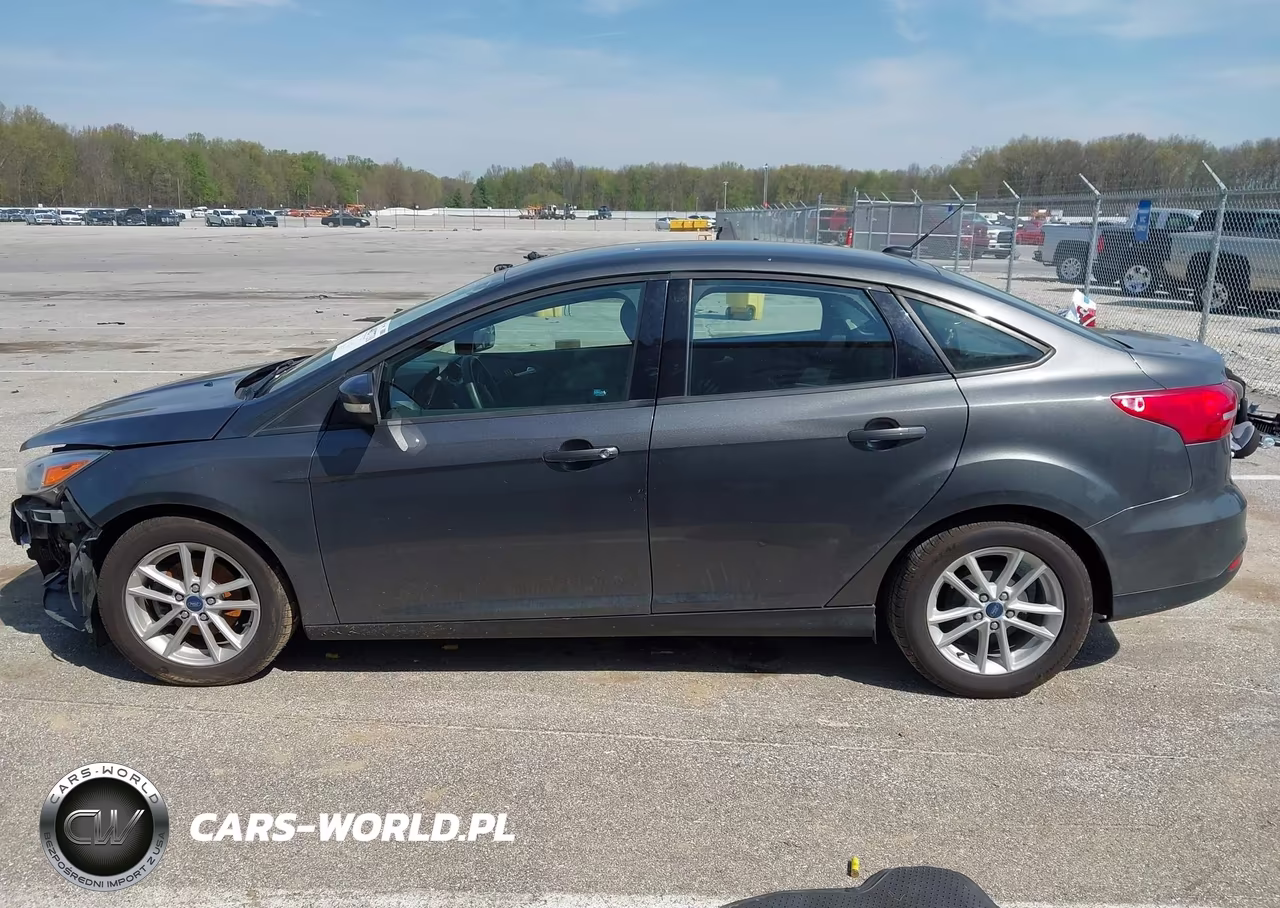 2017 Ford Focus Se VIN:1FADP3F29HL280041 - 15