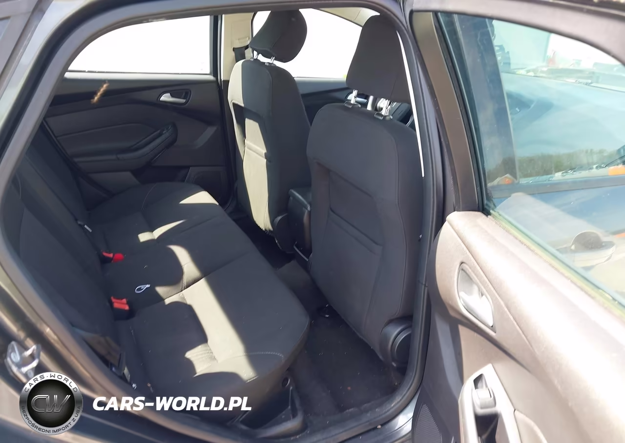 2017 Ford Focus Se VIN:1FADP3F29HL280041 - 8