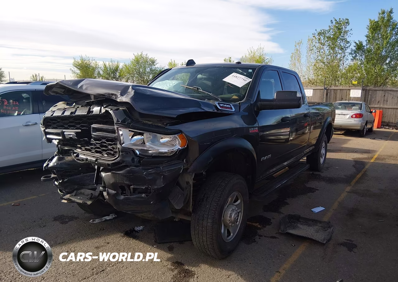 2022 Ram 3500 Tradesman 4X4 8' Box VIN:3C63R3GJ0NG219215 - 2