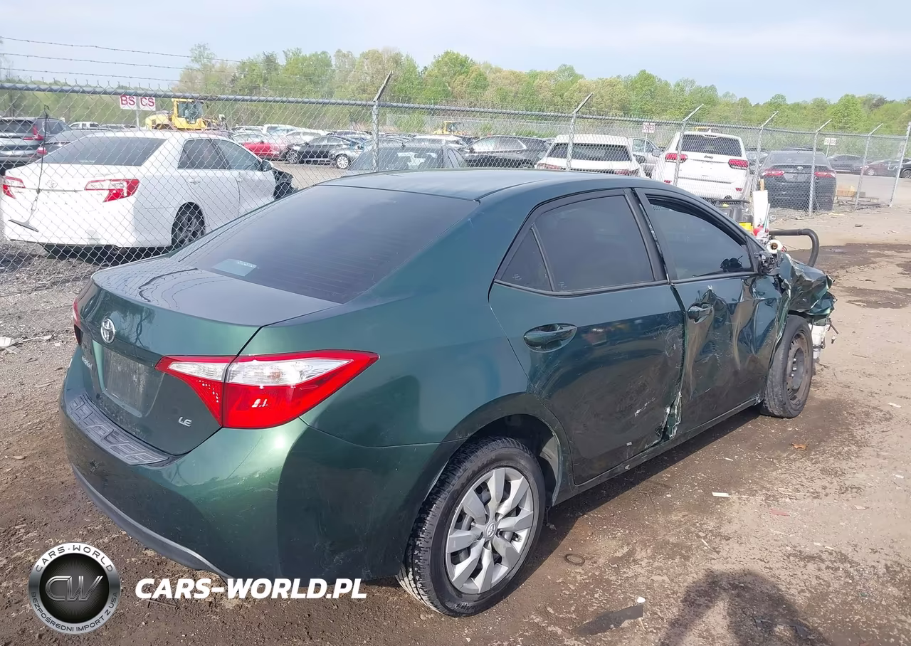 2016 Toyota Corolla Le VIN:2T1BURHE5GC520342 - 4