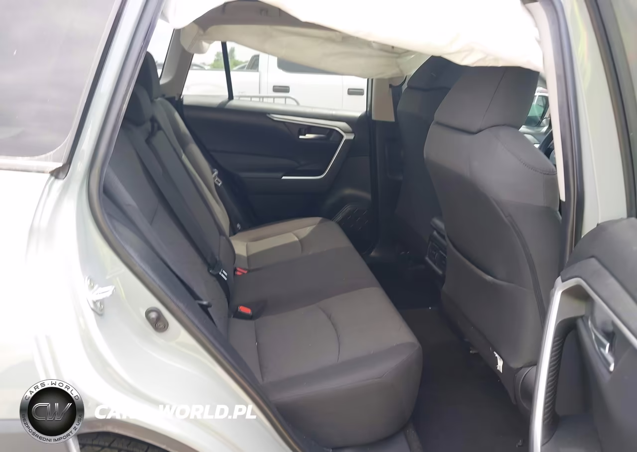 2021 Toyota Rav4 Xle VIN:2T3P1RFV3MW169806 - 8