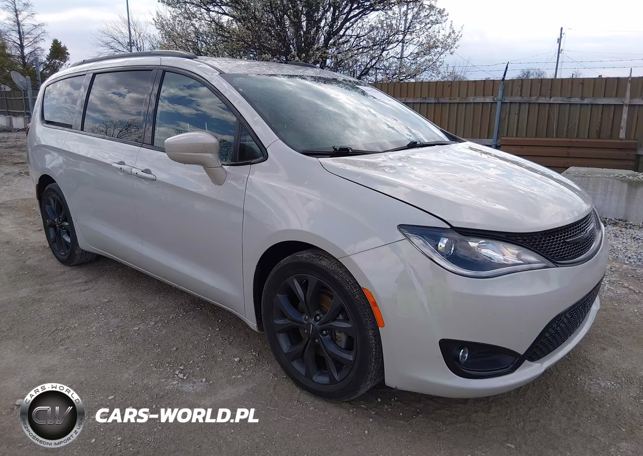 2020 Chrysler Pacifica Touring L Plus – zdjęcie 1 z 16