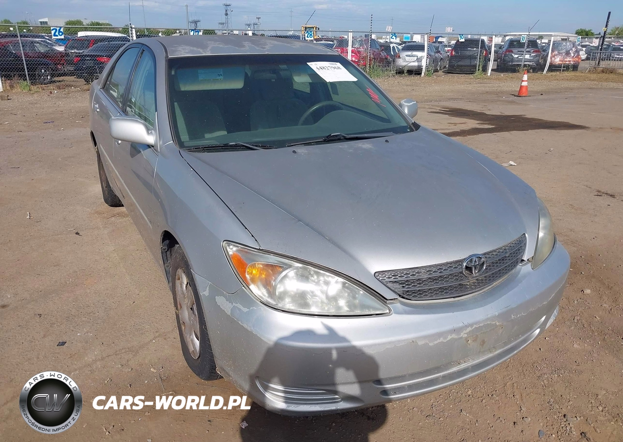 2004 Toyota Camry Le