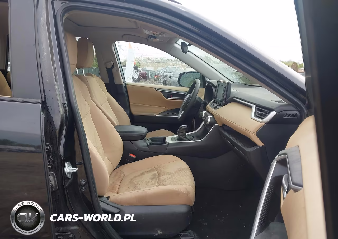2020 Toyota Rav4 Hybrid Xle VIN:2T3RWRFV8LW090642 - 5
