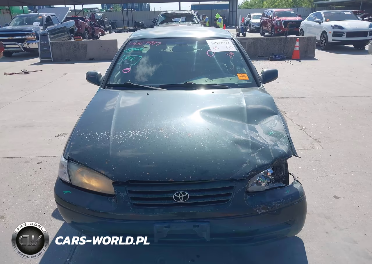 1999 Toyota Camry Le VIN:4T1BG22K4XU520893 - 12
