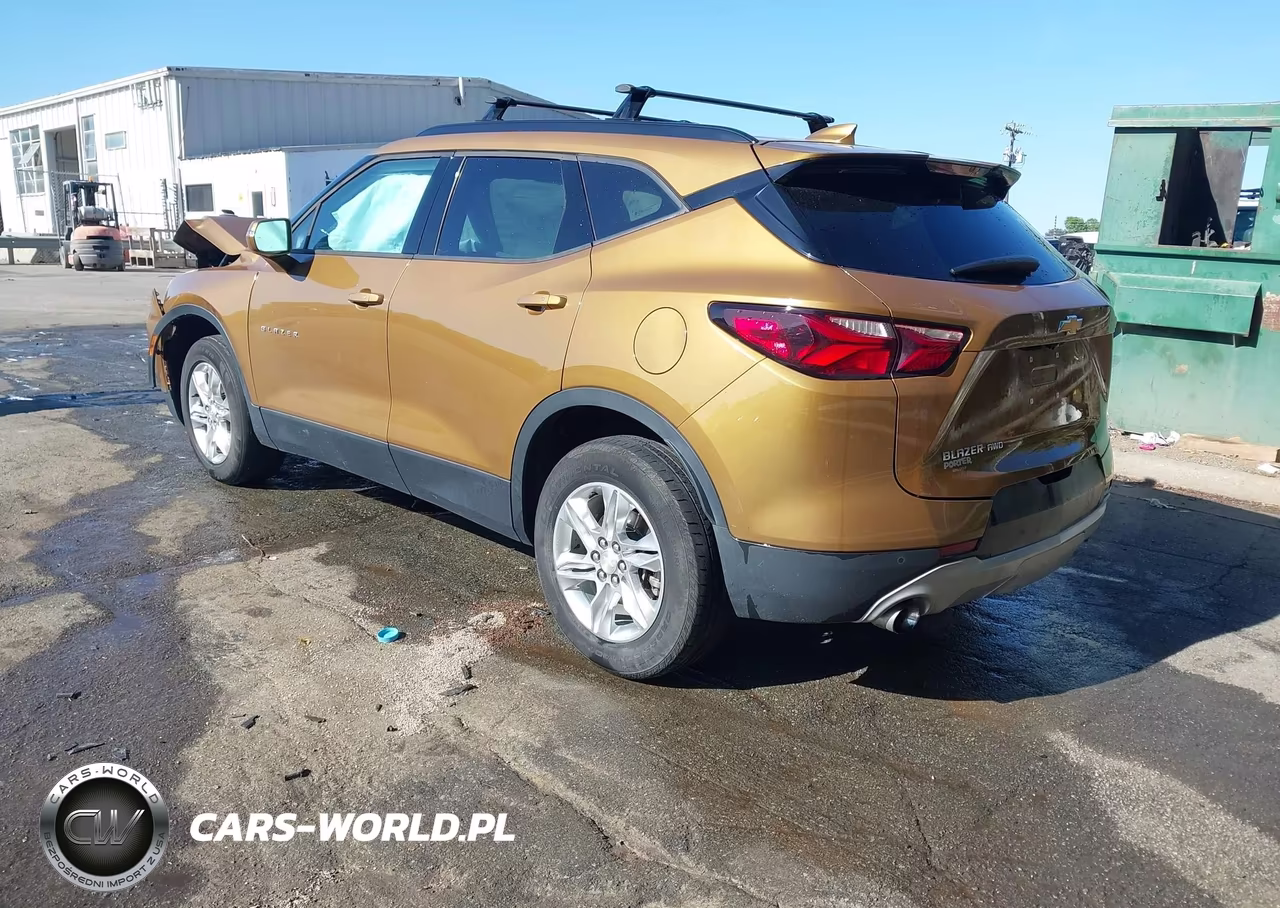 2019 Chevrolet Blazer VIN:3GNKBGRS4KS608963 - 3