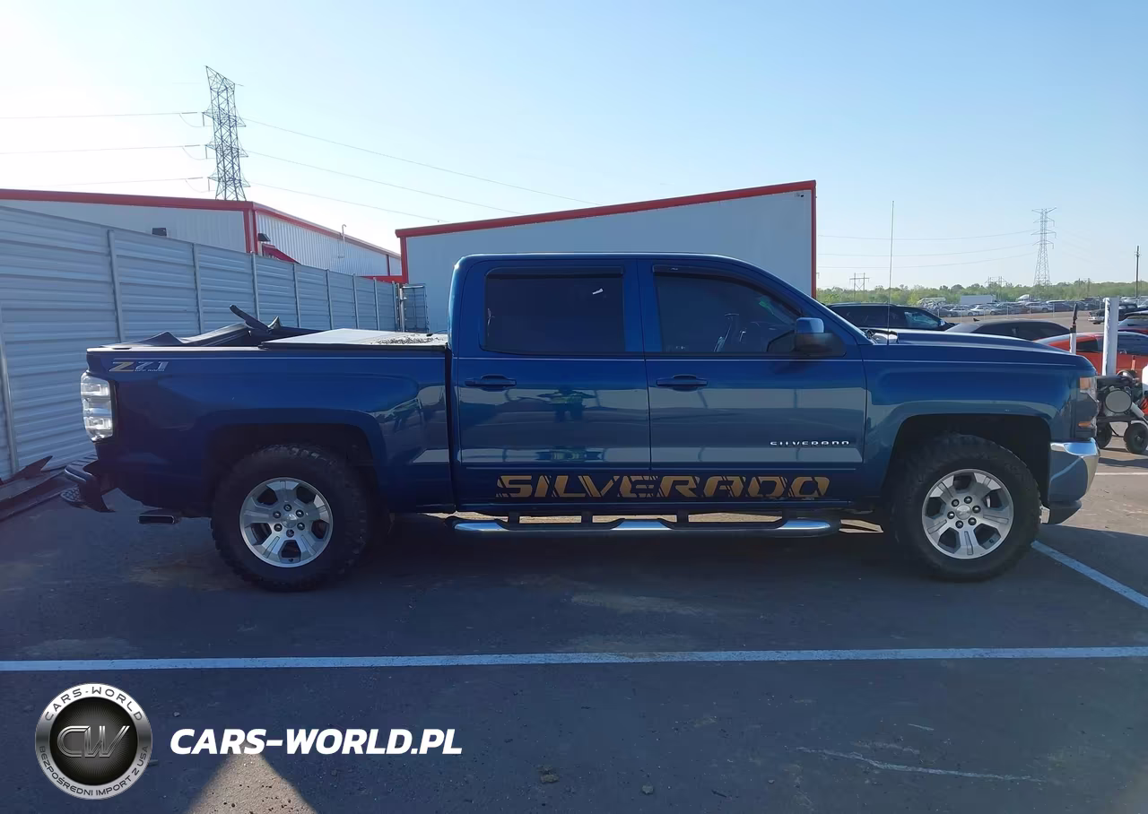 2018 Chevrolet Silverado 1500 2Lt VIN:3GCUKREC8JG405846 - 12