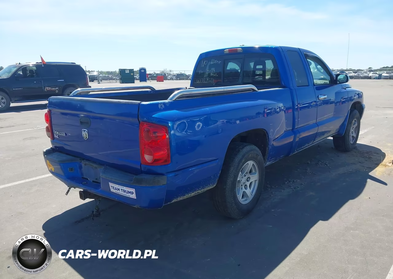 2007 Dodge Dakota Slt VIN:1D7HE42K67S160088 - 4