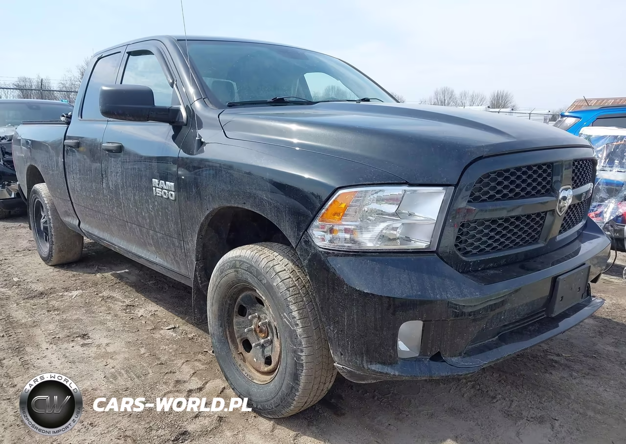 2018 Ram 1500 Express 4X4 6'4 Box – zdjęcie 1 z 17