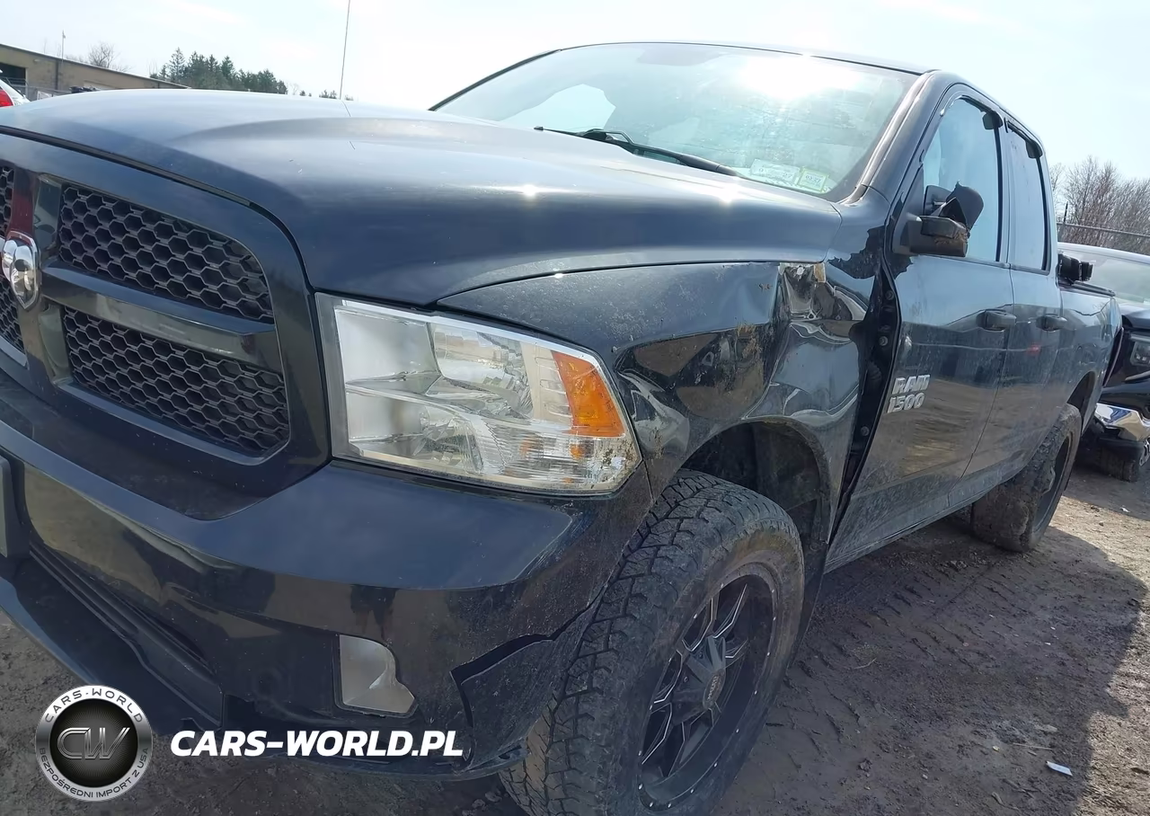 2018 Ram 1500 Express 4X4 6'4 Box VIN:1C6RR7FG3JS303118 - 6