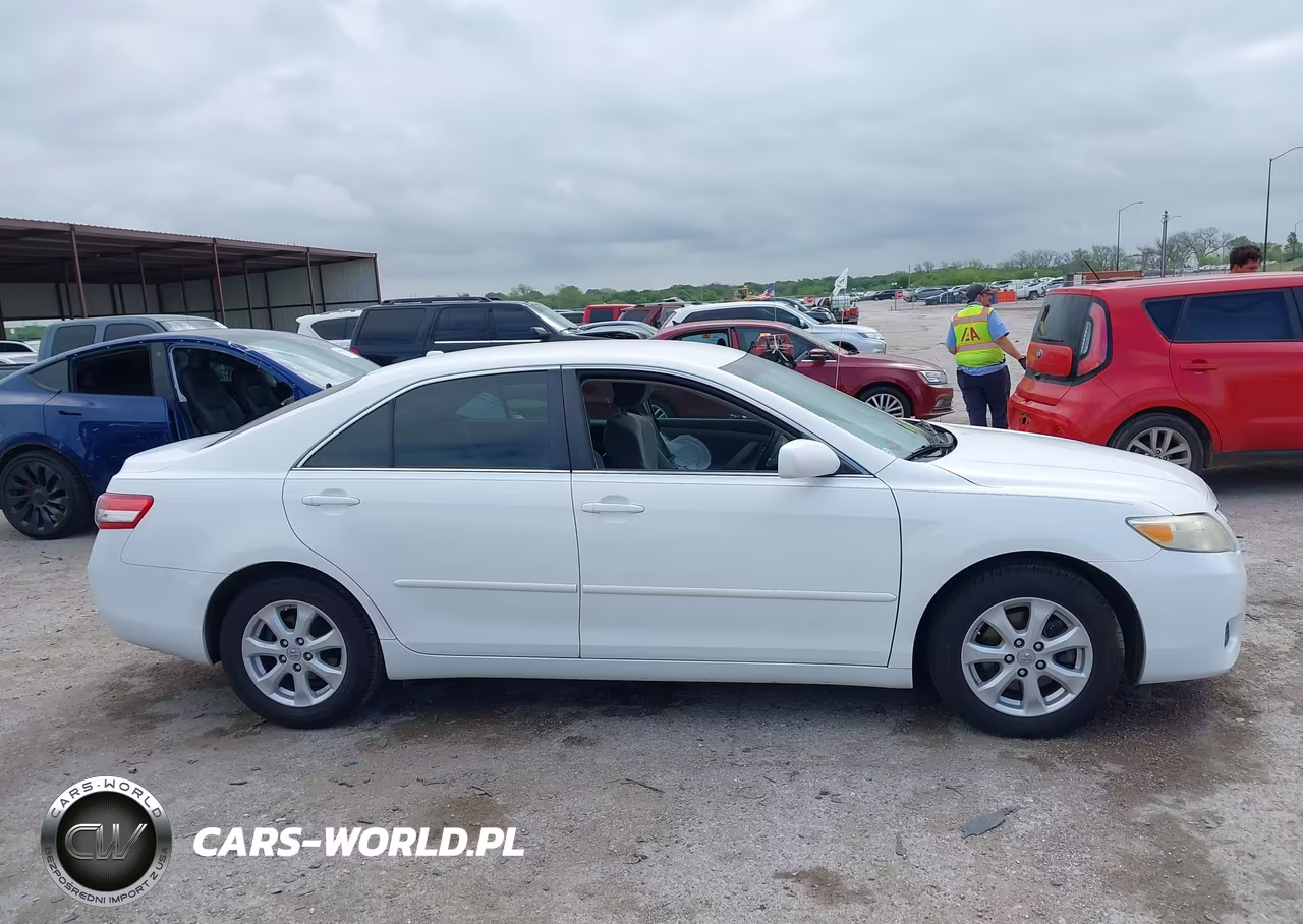 2011 Toyota Camry Le VIN:4T4BF3EK1BR134693 - 13