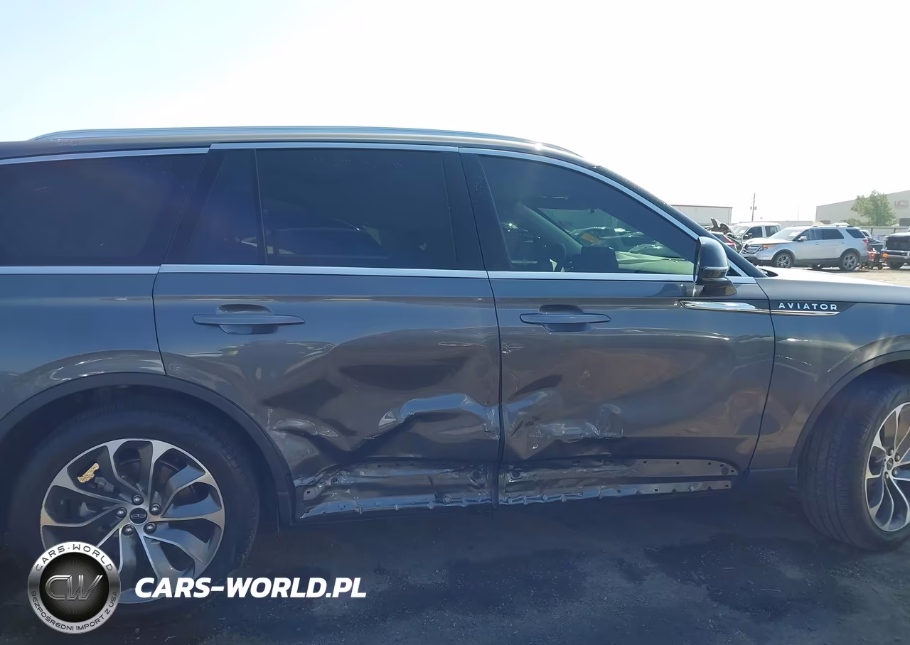 2025 Lincoln Aviator Reserve VIN:5LM5J7XC7SGL03419 - 13