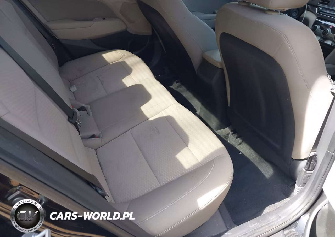 2019 Hyundai Elantra Sel VIN:5NPD84LF9KH474357 - 8