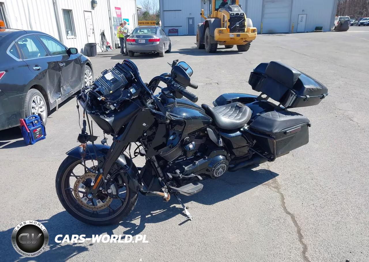 2023 Harley-Davidson Fltrxst VIN:1HD1ACL10PB658311 - 2