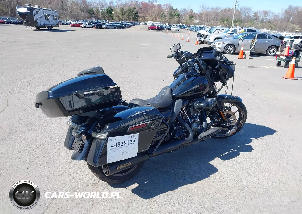 2023 Harley-Davidson Fltrxst VIN:1HD1ACL10PB658311 - 4