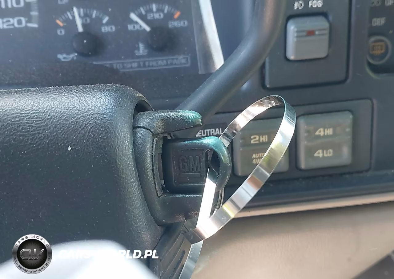 1999 GMC Yukon Denali VIN:1GKEK13RXXR910720 - 11