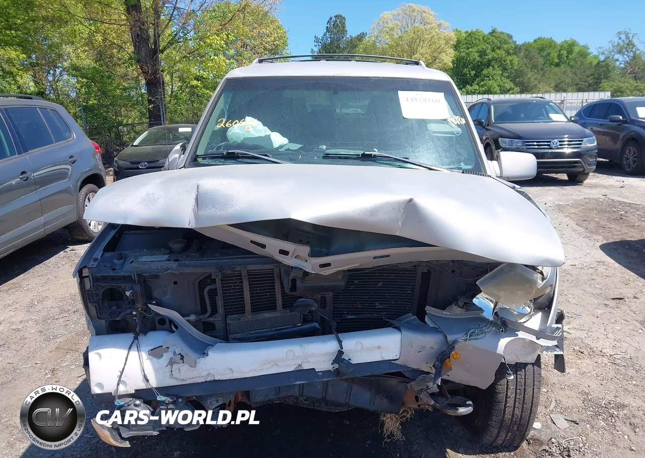 1999 GMC Yukon Denali VIN:1GKEK13RXXR910720 - 12