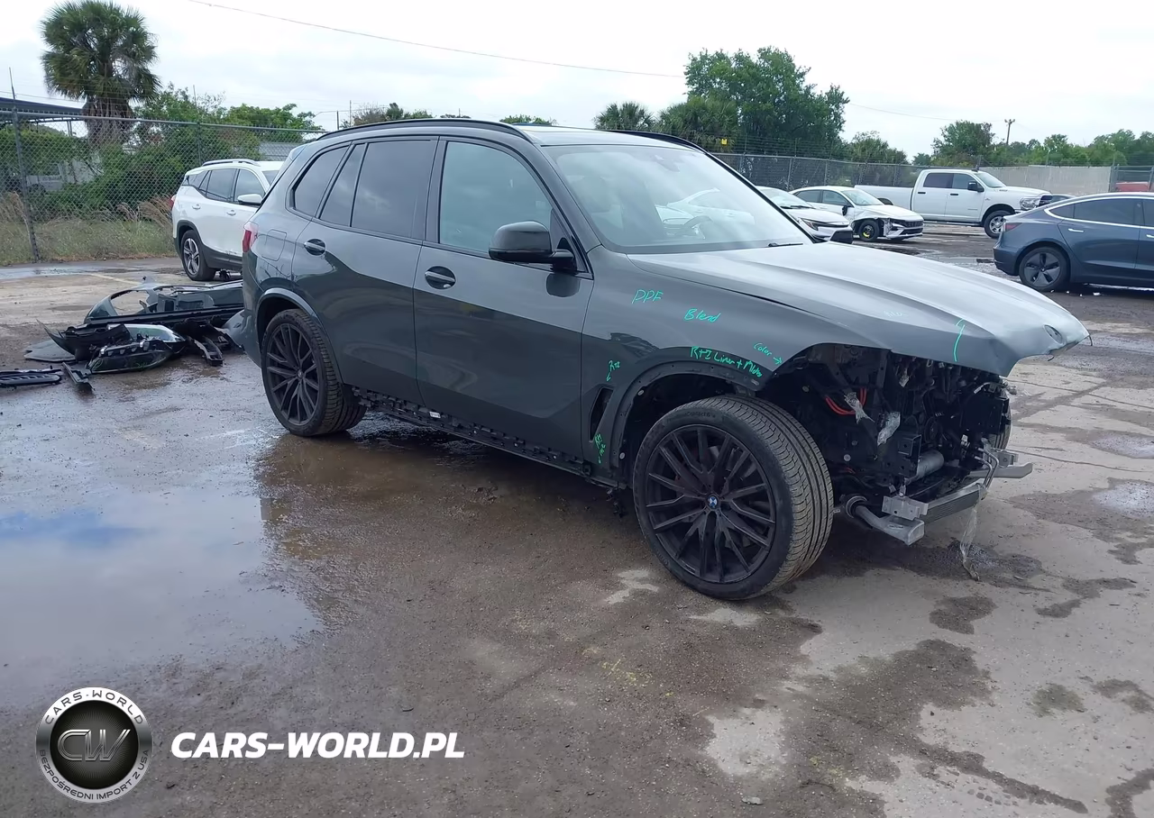 2022 BMW X5 M50I