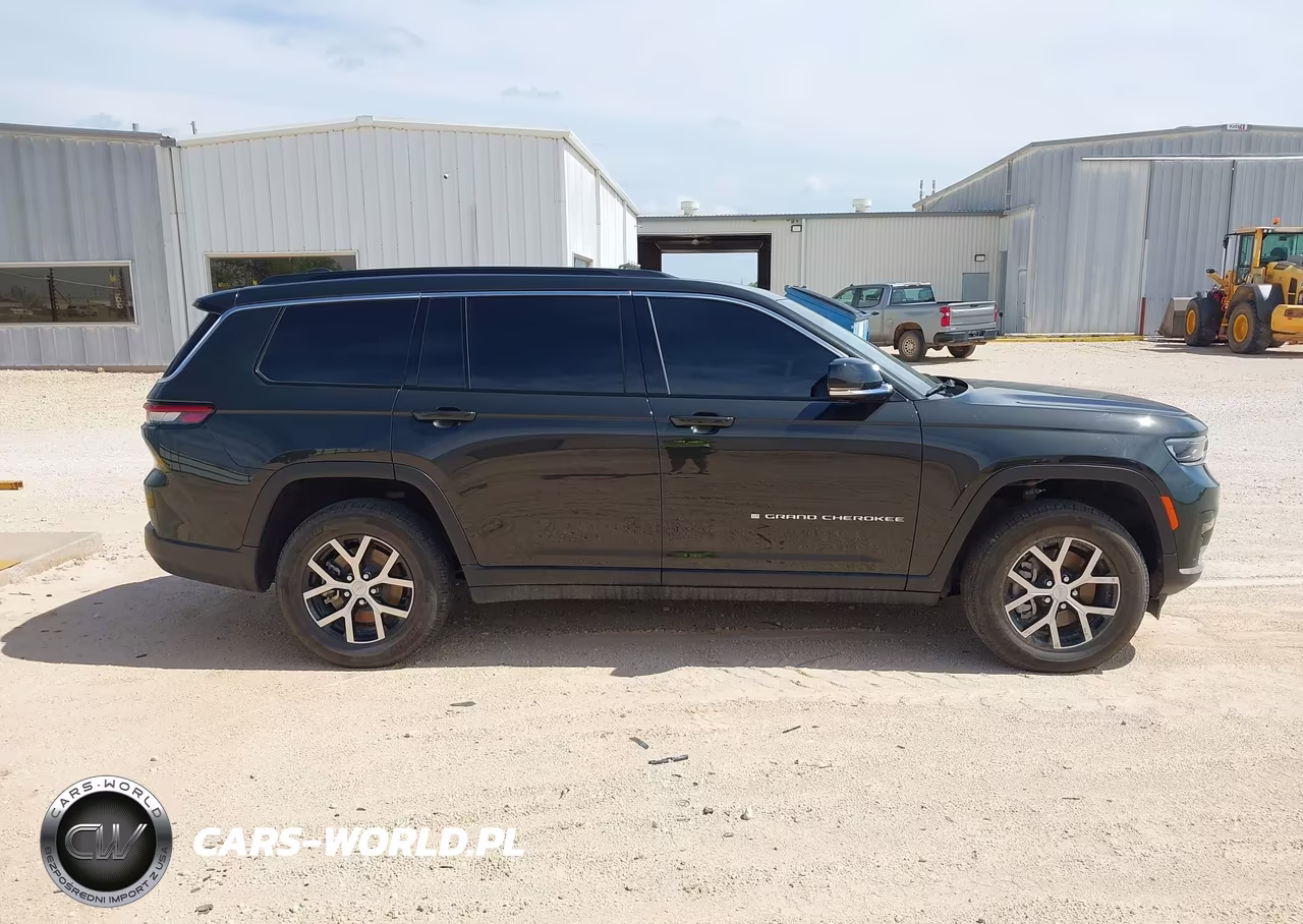 2024 Jeep Grand Cherokee L Limited 4X4 VIN:1C4RJKBG4R8623632 - 13