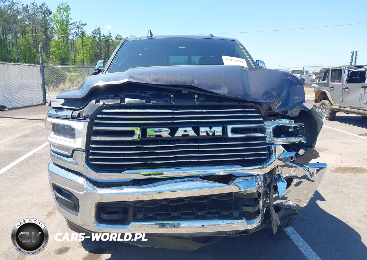 2021 Ram 2500 Laramie 4X4 6'4 Box VIN:3C6UR5FJ0MG701845 - 13